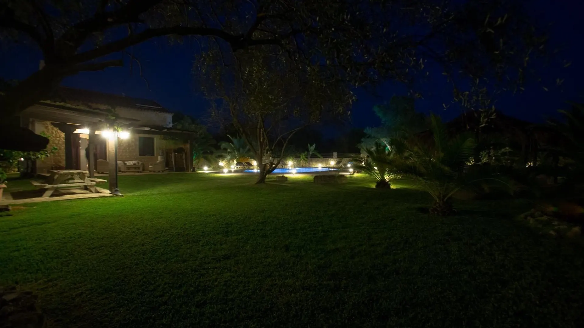 5 Stars Villas Svoronata